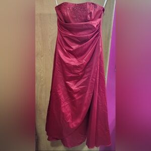 Davids Bridal Red Strapless Dress Size 10 W/ Sash, Straps & Matching Heels 6.5